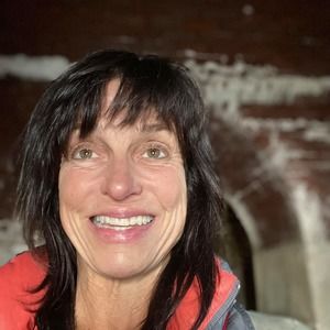 Meet your Posher, Valerie